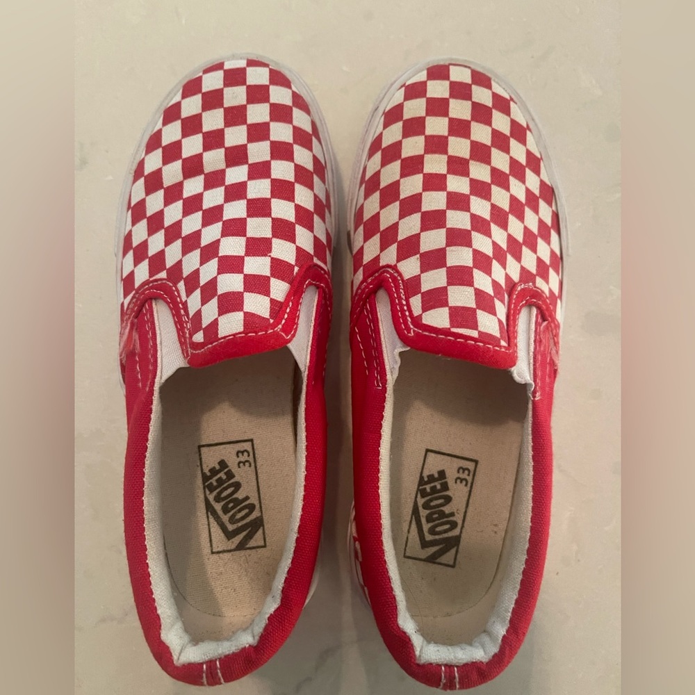 Vopoee Off the Wall red and white checked slip on shoes